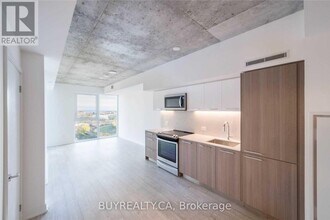 Building Photo - 15-1715 Baseball Pl