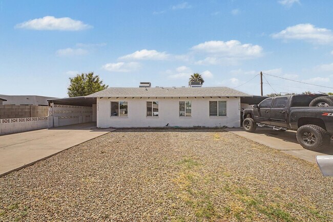 Foto del edificio - 2534 N 28th St