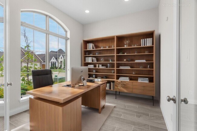 Building Photo - 2832 Saltwood Ct