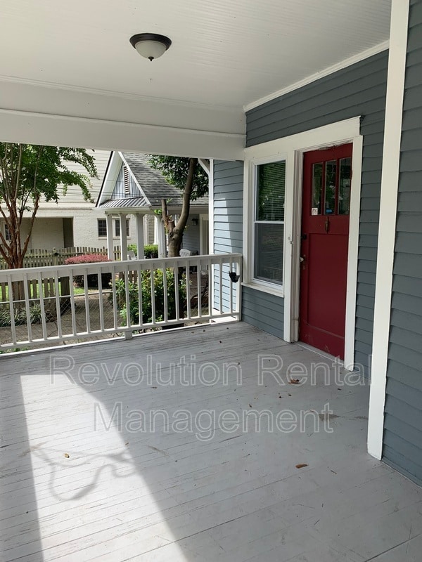 Building Photo - 641 Moreland Ave SE