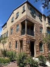 Building Photo - 1737 E Dogwood Ln