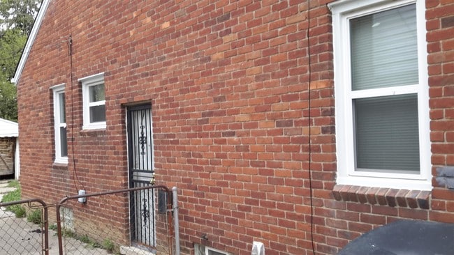 Foto del edificio - 16419 Edmore Dr