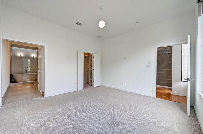 Foto del edificio - 2204 Whitney St