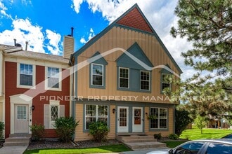 Building Photo - 6804 S Holland Way