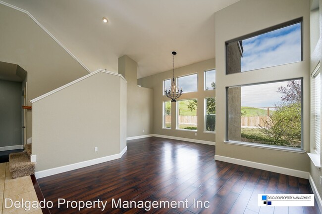 Building Photo - 3 br, 2 bath House - 145 Panorama Drive