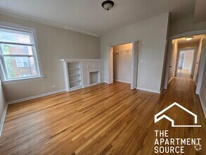 Building Photo - 3747 W Sunnyside Ave