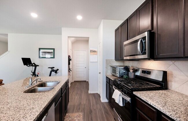 Foto del edificio - 4910 Sandstone Wy