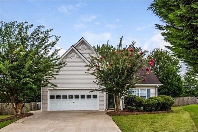 Foto del edificio - 527 Charles Dr