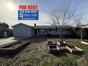 Building Photo - 9109 Midway