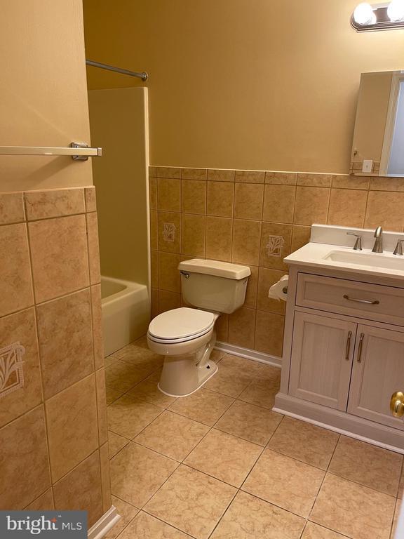 Foto del edificio - 6605 Huntshire Dr