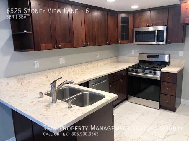 Building Photo - STUNNING REMODELED CONDO IN SIMI VALLEY