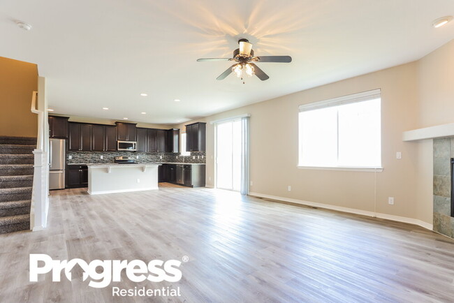 Building Photo - 15489 Coopers Hawk Way