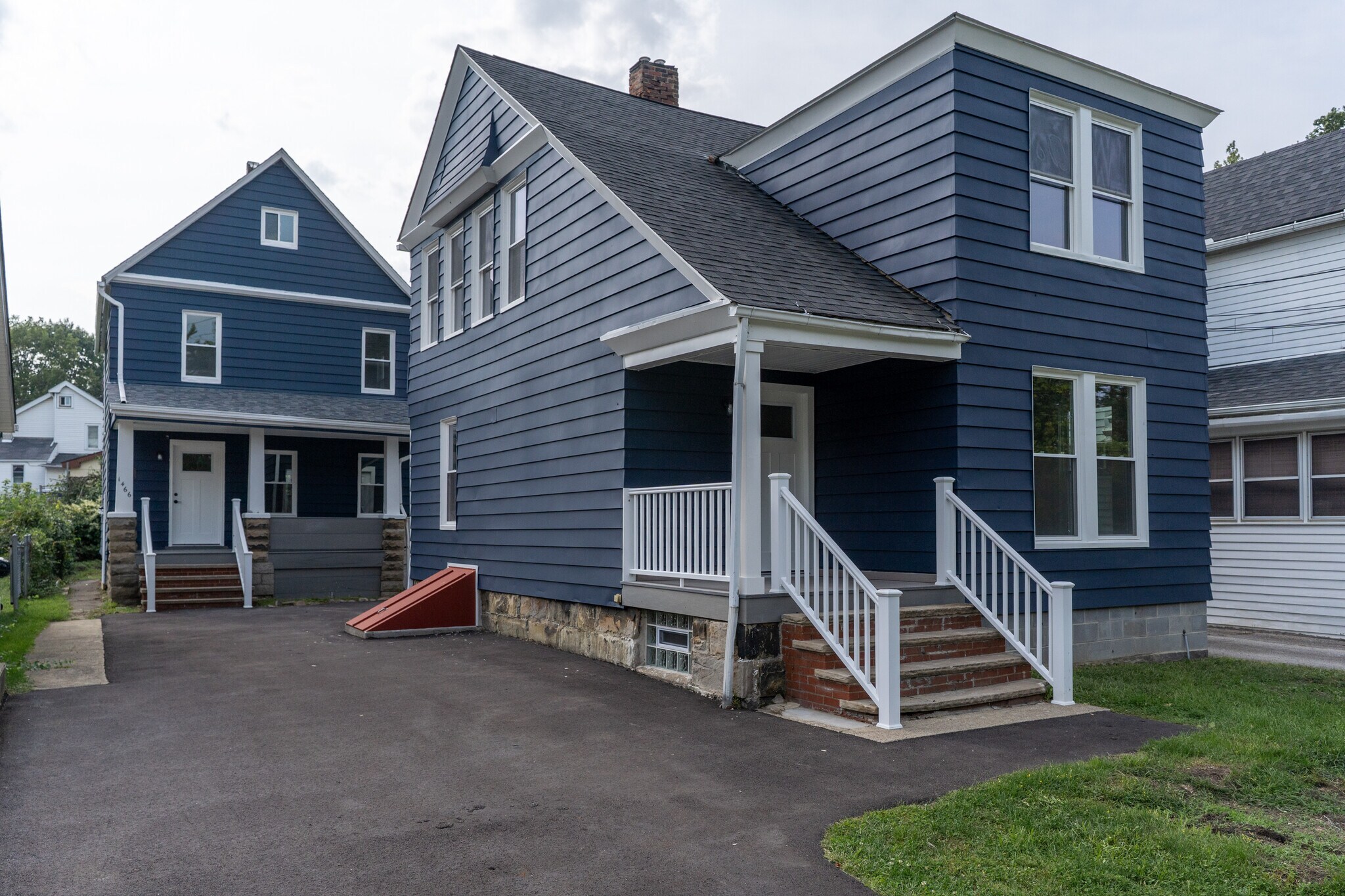 1464 E 123rd St Cleveland, OH 44106 – photo 1