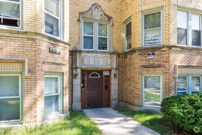 Building Photo - 5038-5040 W 18th St