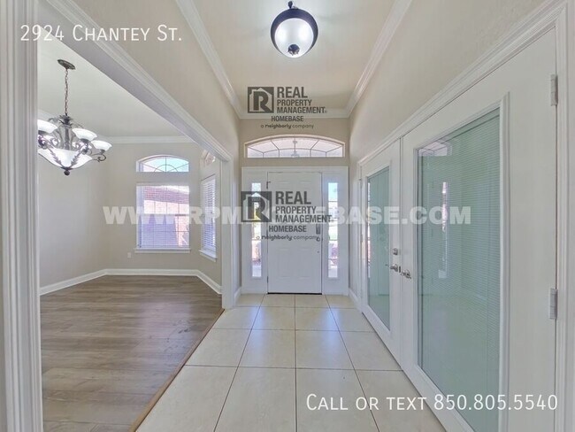 Foto del edificio - 2924 Chantey St