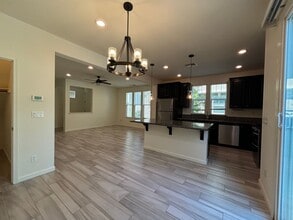Building Photo - 2089 Mannington Pl