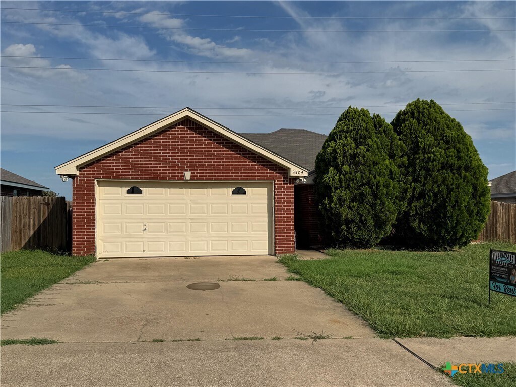 Foto principal - 3504 Saul Dr