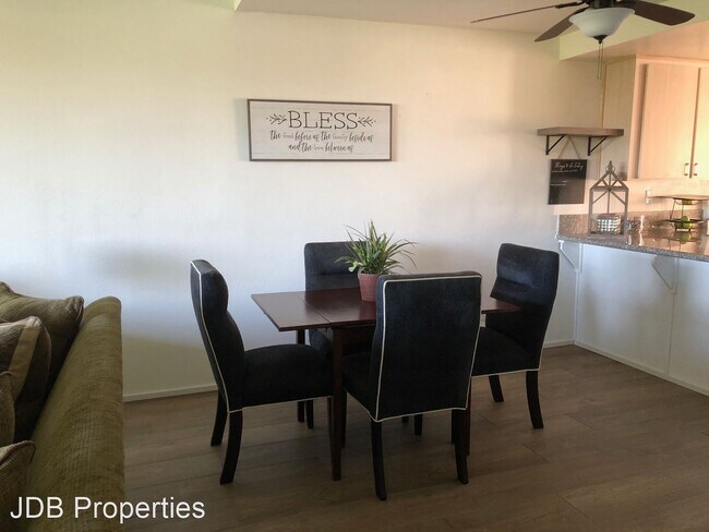 Foto del edificio - 2 br, 2 bath House - 3 Toledo