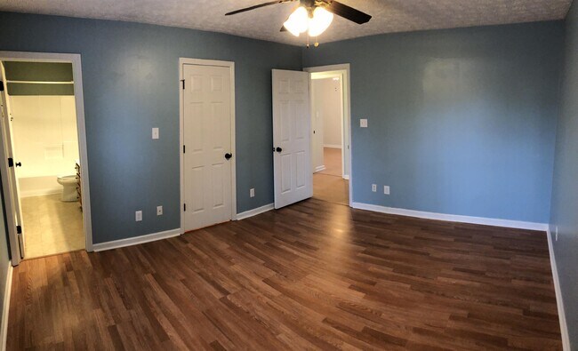 Foto del edificio - 5616 Jamaica Ln