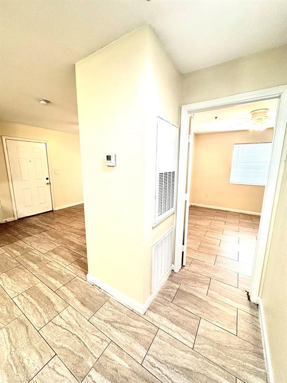 Foto del edificio - 717 Richcrest Dr