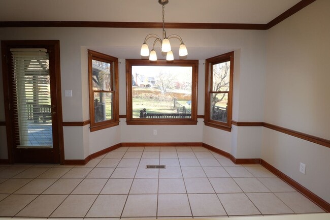 Building Photo - 8193 Steeplechase Cir