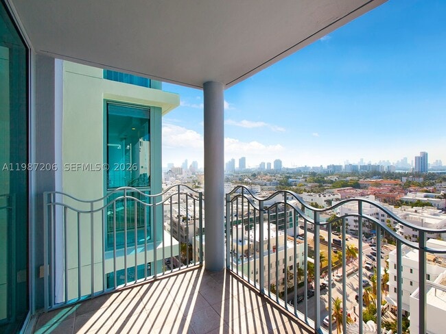 Building Photo - 1500 Ocean Dr