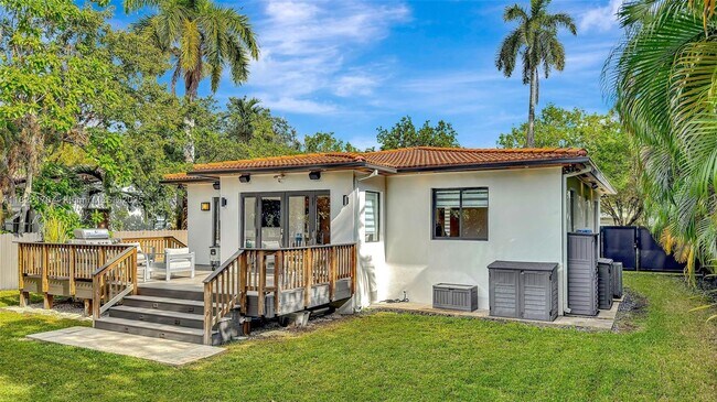 Foto del edificio - 130 SW 25th Rd