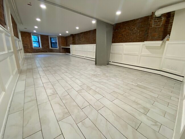 Foto del edificio - 482 Columbus Ave