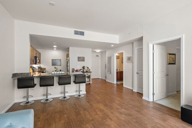 Foto del edificio - 206 Park Blvd