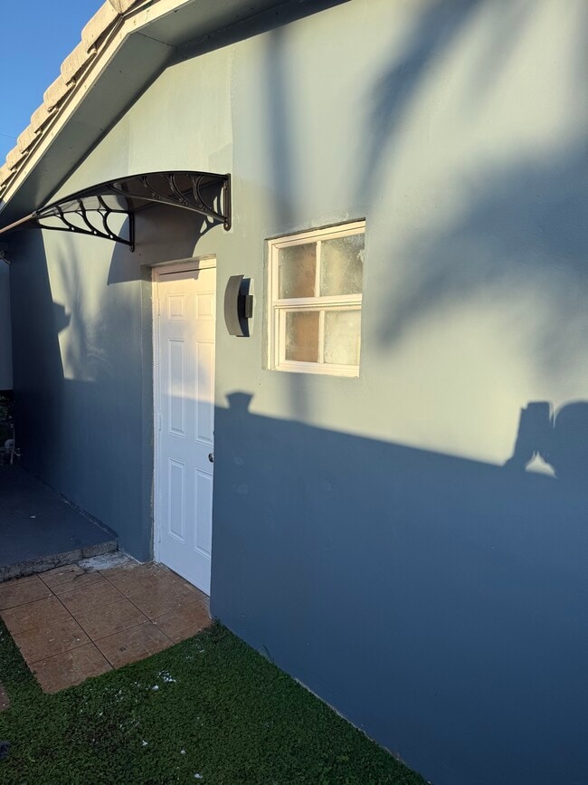 Foto del edificio - 7311 NW 1st Ct