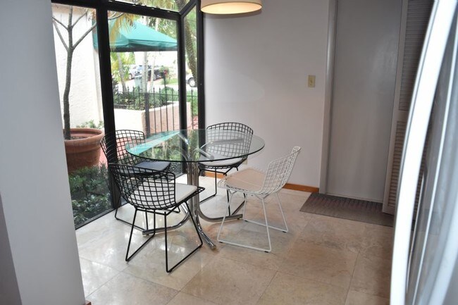 Building Photo - 6314 Las Flores Dr