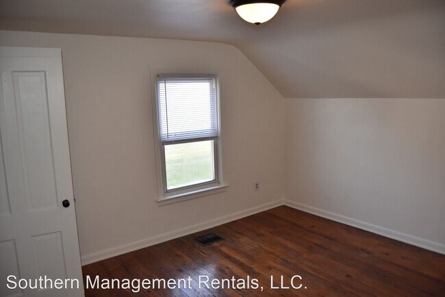 Foto del edificio - 3 br, 1 bath House - 14460 Boyer Road
