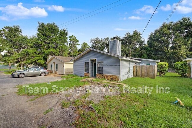Building Photo - 8210 Kipling St