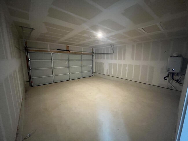 Foto del edificio - 5716 Alope Wy