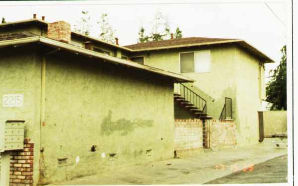 Foto del edificio - Deborah Drive Apartments