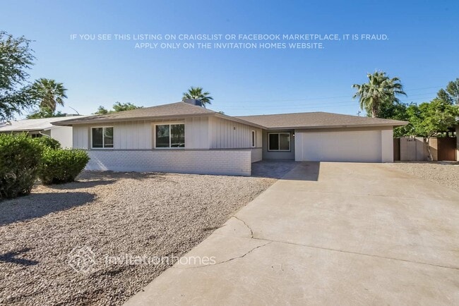 Building Photo - 1140 E Malibu Dr