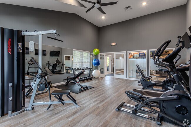 Interior Photo - The Residences at Eastwood