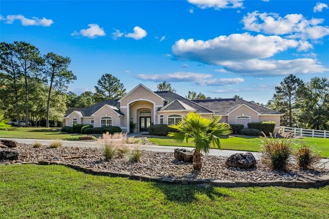 Foto del edificio - 11601 King George Ct