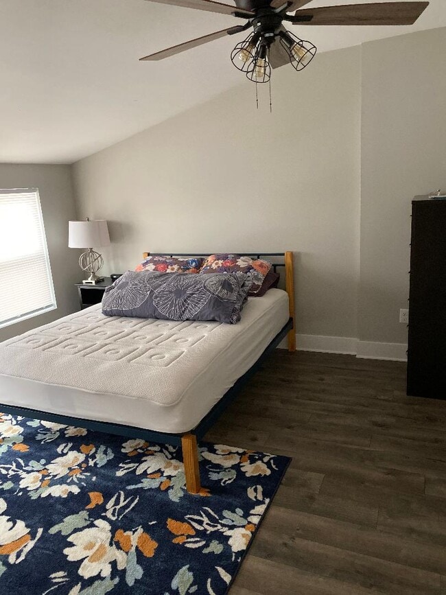 3849 S Packard Ave, Saint Francis, WI 53235 Townhome Rentals in Saint