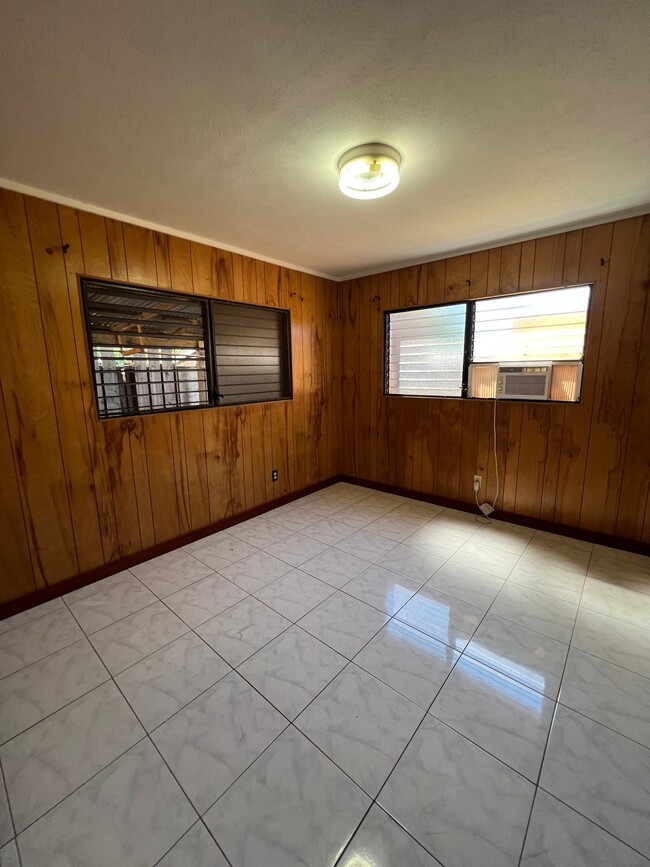 Building Photo - 178 Eleu Pl