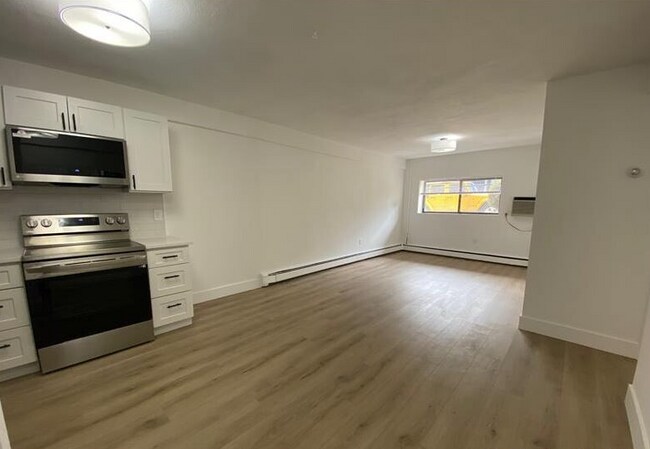 Foto del edificio - 741 E 6th St