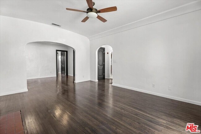 Foto del edificio - 8908 Gibson St