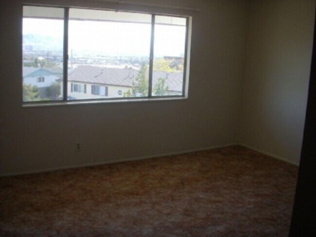 Foto del edificio - GREAT VIEWS - CLOSE TO UNR AND RANCHO SAN ...