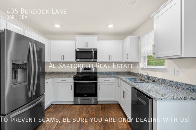 Foto del edificio - 435 Burdock Ln