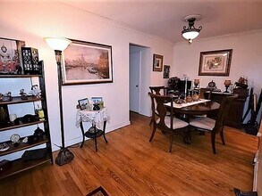 Building Photo - 90-11 35th Ave