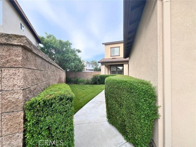 Foto del edificio - 13387 Babbling Brook Way