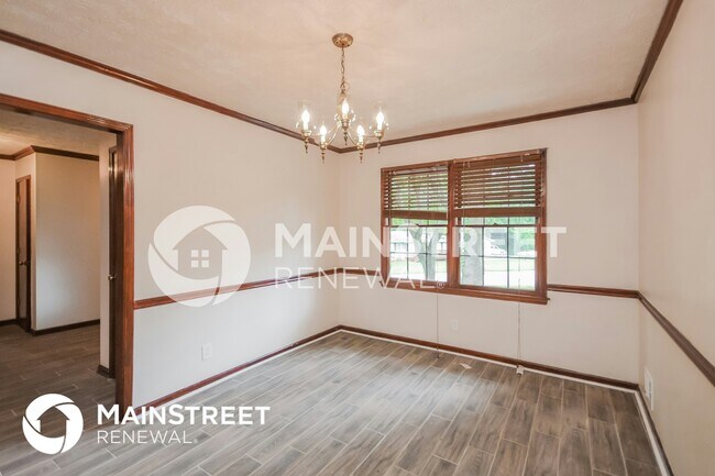 Foto del edificio - 2245 Pinewood Dr