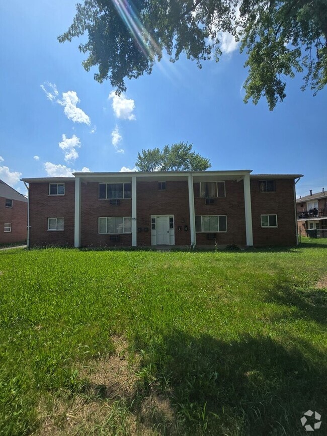 Building Photo - 871 Kingsford Rd