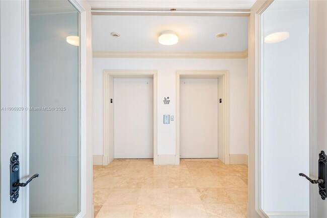 Foto del edificio - 3201 NE 183rd St