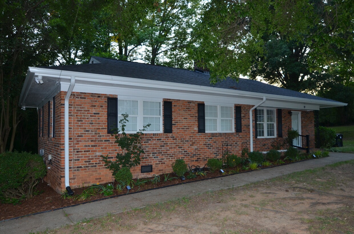 19 Burrage Rd NE, Concord, NC 28025 House Rental in Concord, NC
